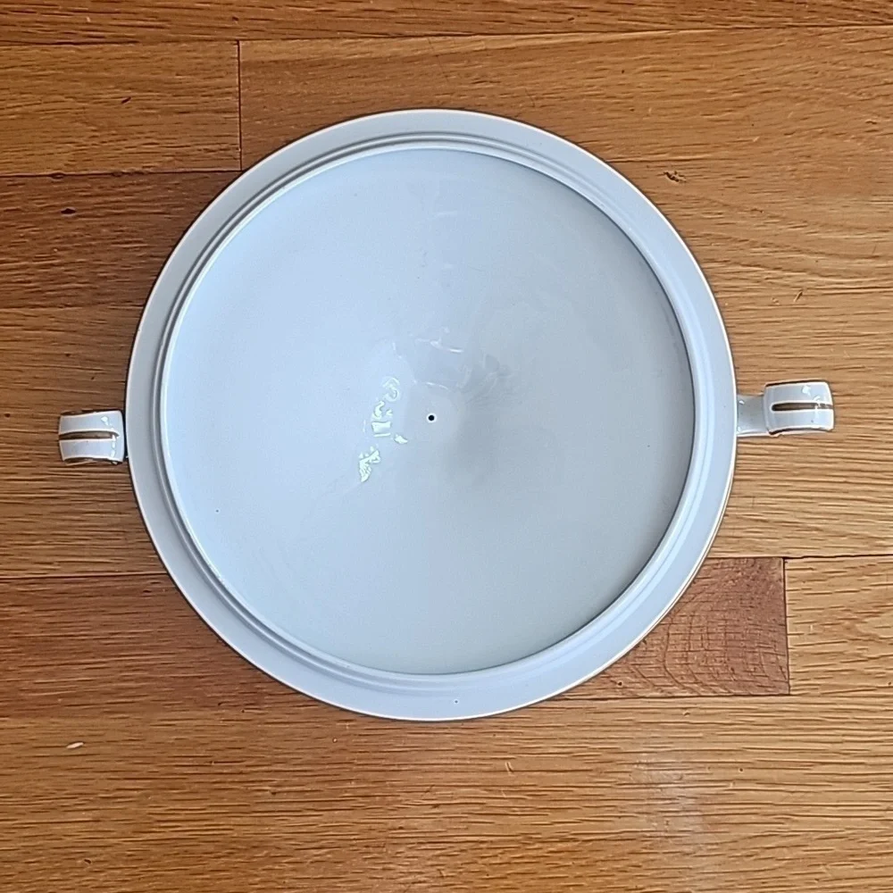 Vintage Noritake Nippon Toki Kaisha Porcelain Lidded Serving Bowl